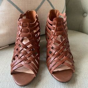 Johnston & Murphy Maria Gladiator Sandals, Cognac, sz 6.5